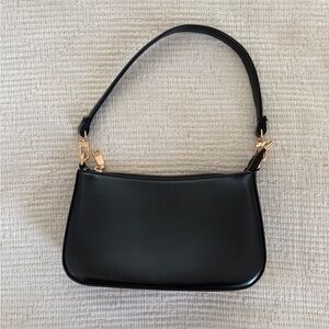 Black shoulder bag purse NWOT with gold hardware and detachable strap